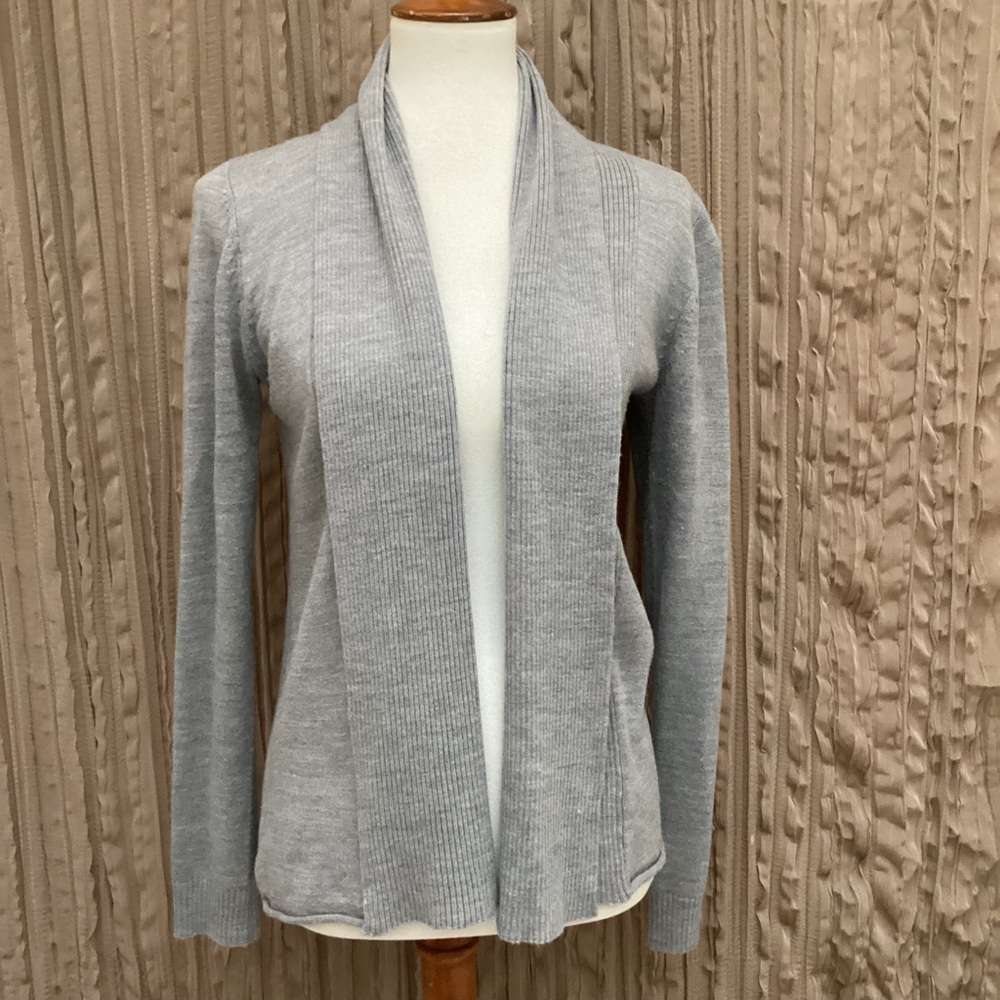 One A Gray Women's Open Front shawl collar Sweater, can be belted or layered, M